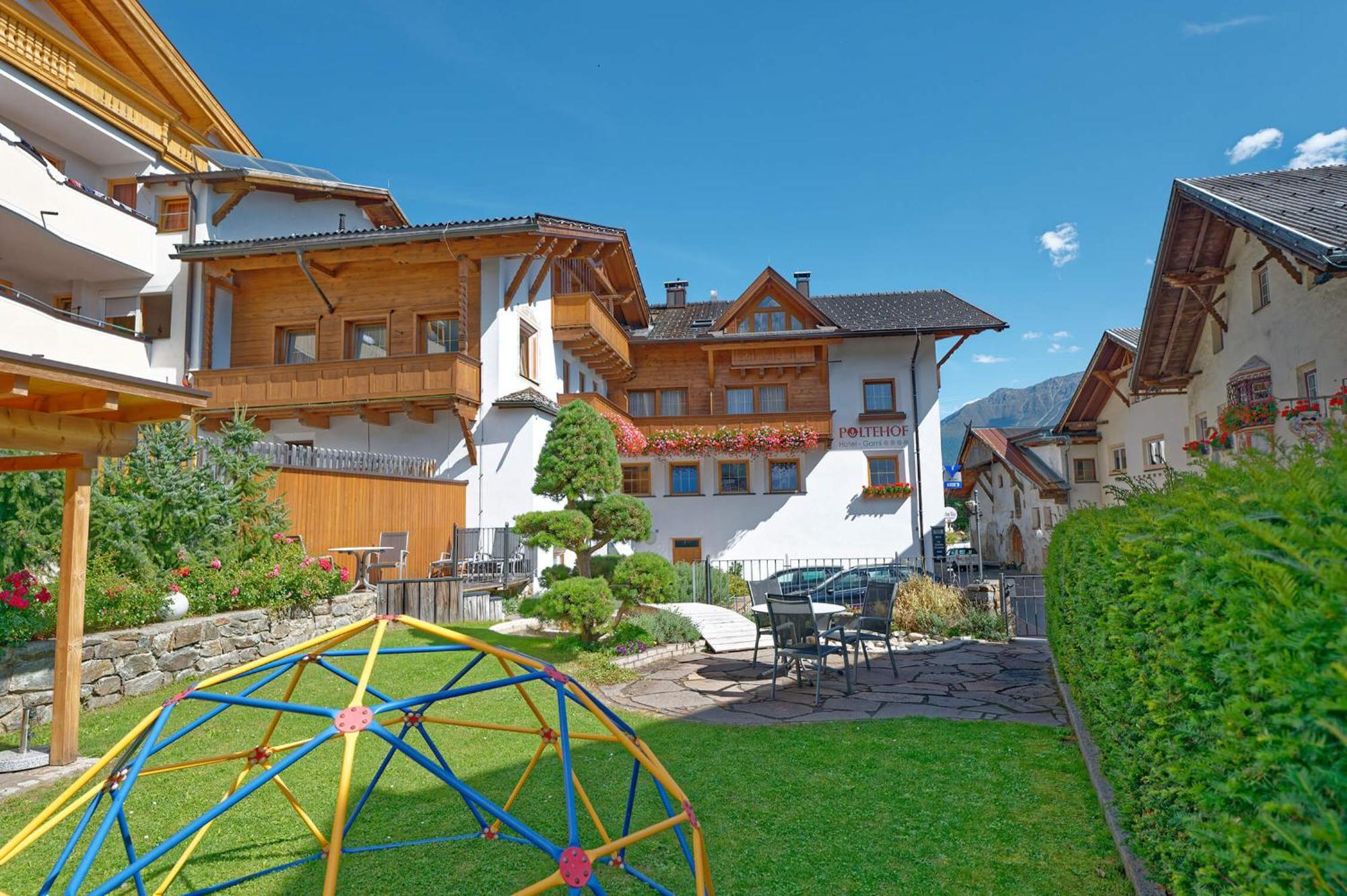 Poltehof Villa Фис Екстериор снимка