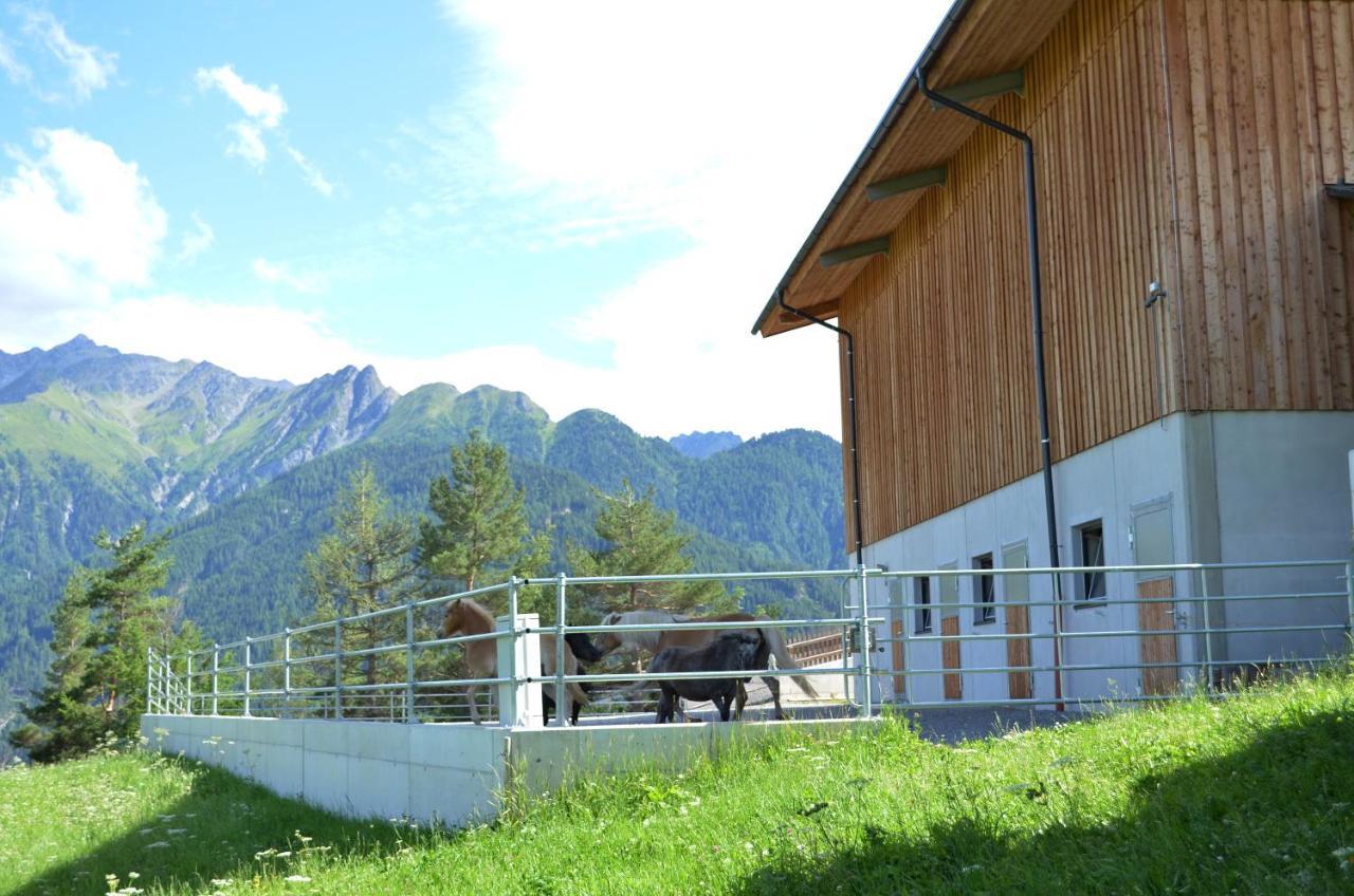 Poltehof Villa Фис Екстериор снимка